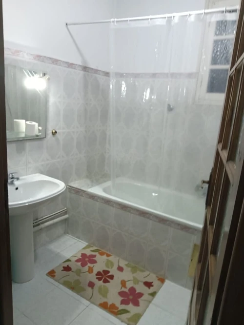 Location Niveau de villa F4 Alger Birkhadem