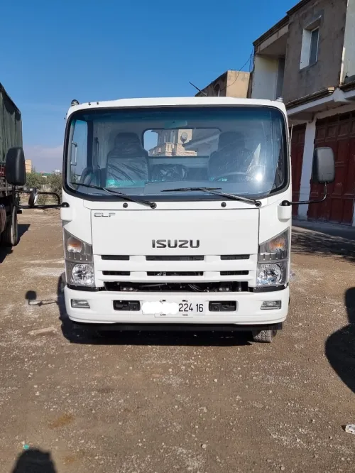 Isuzu Isuzu 2024