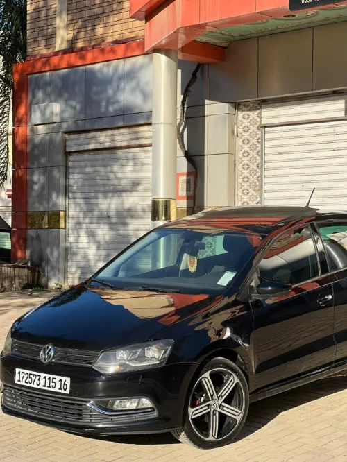 Volkswagen Polo 2015 R-line
