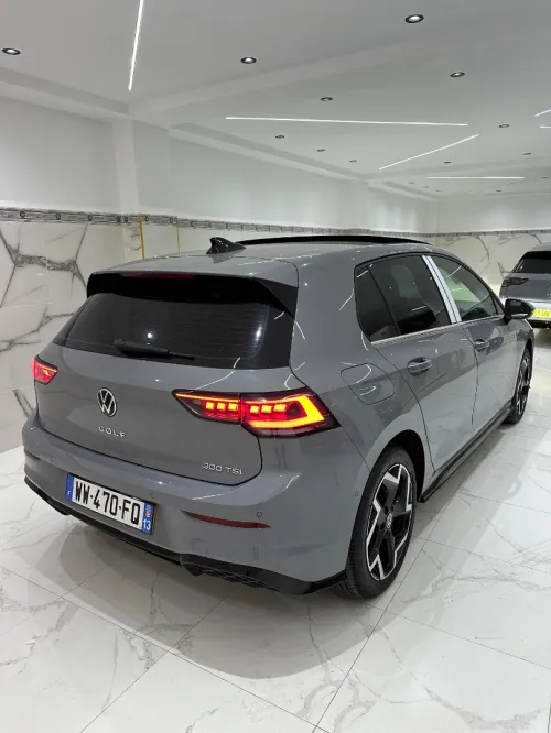 Volkswagen Golf 8 2025 R-Line
