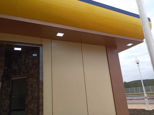 Alucobande TK Décor, station naftal ou privée 