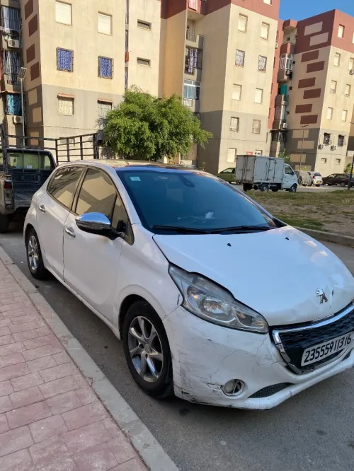 Peugeot 208 2013 Allure