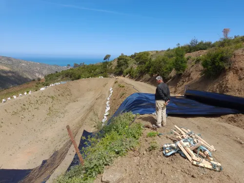 Bassin d'irrigation et d'aquaculture en geomembrane