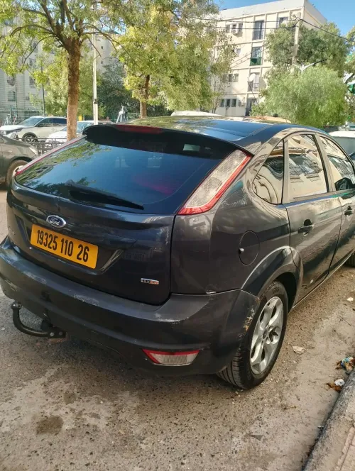 Ford Focus 5 portes 2010 Focus 5 portes