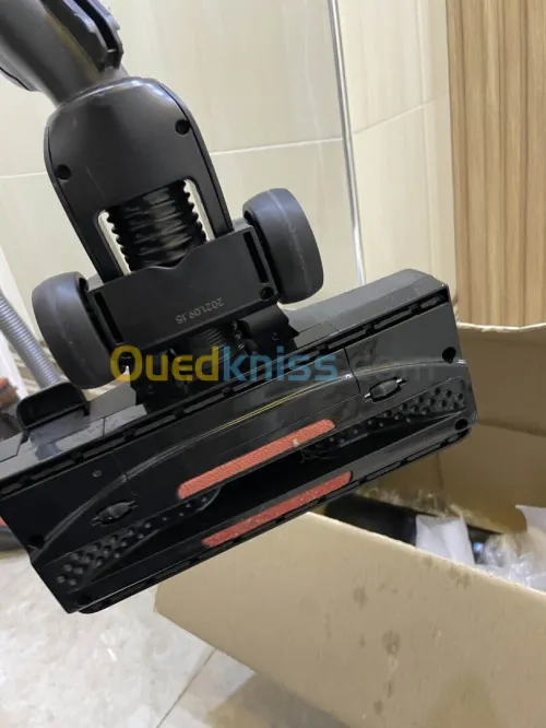 aspirateur مكنسة كهربائية