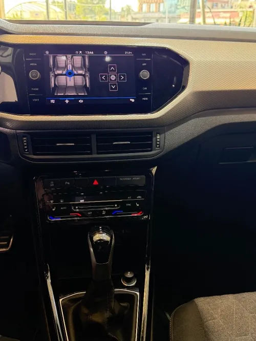 Volkswagen T-Cross 2023 Move