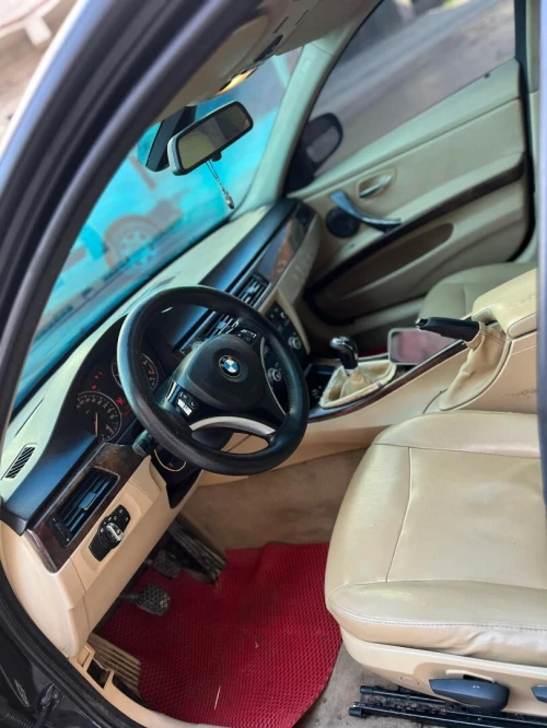 BMW E90 2010 320i dynamique edition