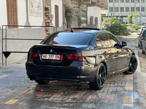 BMW E90 2010 320i dynamique edition