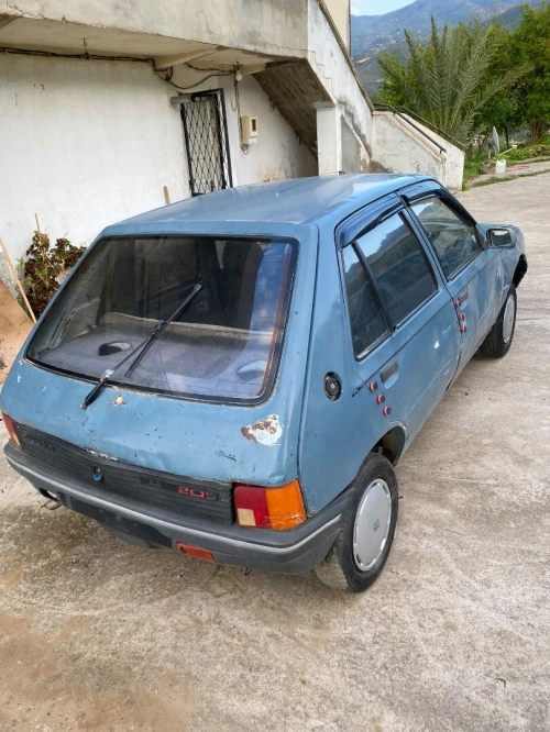 Peugeot 205 1985 
