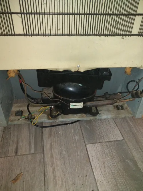 ثلاجة نوع إريس سات