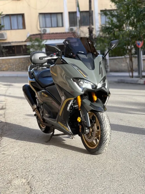 Yamaha Tmax 2021