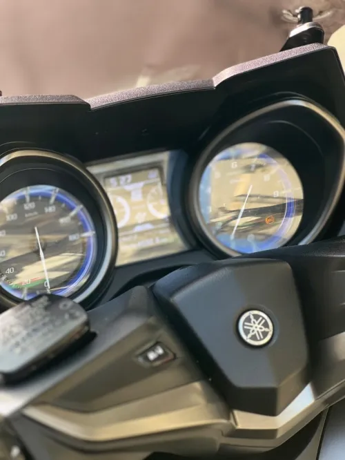 Yamaha Tmax 2021