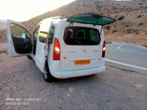Peugeot Partner 2011 Tepee Allure 