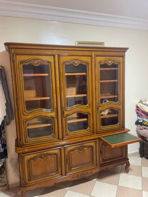 Argentier Vitrine Demi-Lune Style Louis XV En Merisier