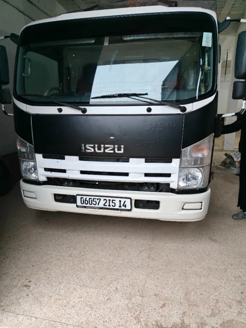 Isuzu Super jumbo 2015