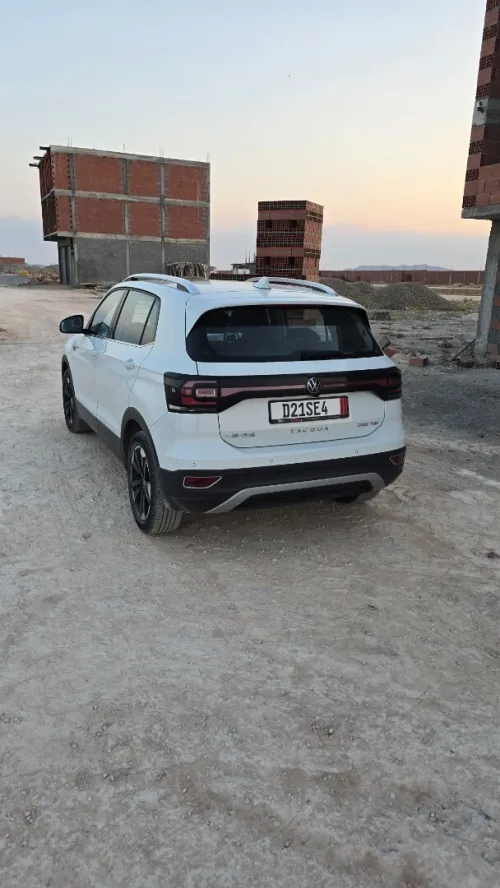 Volkswagen T-Cross 2023 TACOUA