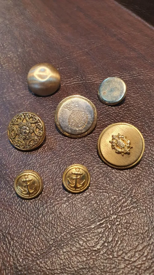 Vintage boutons argenté et doré 