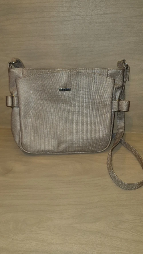 Sac bandoulière Mango, couleur Taupe doré, élégant et pratique, neuf, Ultra Tendance
