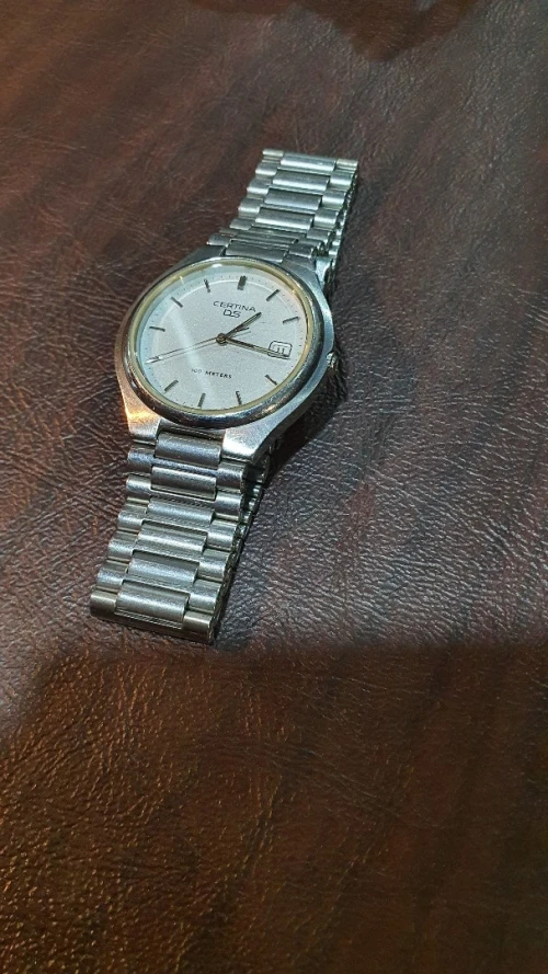 Montre Certina DS 100 m Saphir avec dateur Swiss  watch