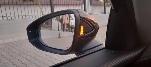 Volkswagen Passat 2025 PRO