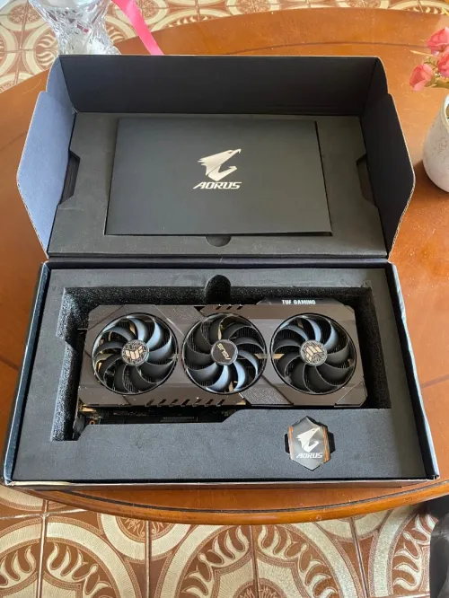 ASUS TUF Gaming RTX 3080 V2 OC  10 Go