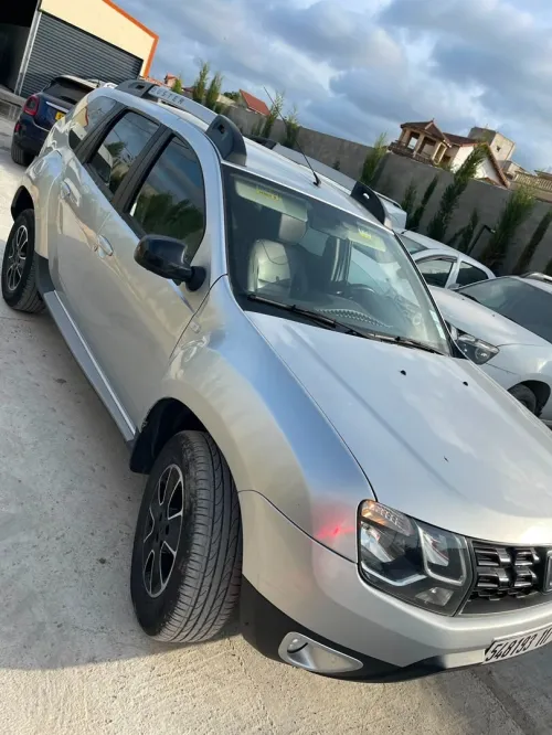 Dacia Duster 2017 Laureate