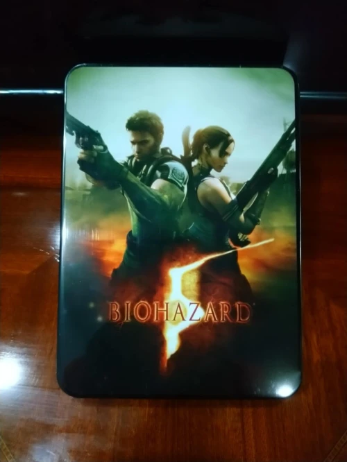 Resident evil 5 deluxe edition