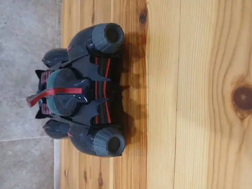 TRANSFORMING BATMOBILE BATMAN THE BRAVE AND THE BOLD DC COMICS MATTEL 