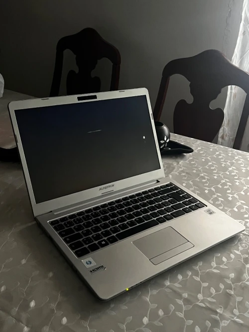 Laptop ALFATRON Core i7 10eme Gen 16Go RAM