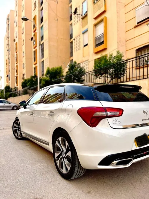 DS DS5 2013 DS5