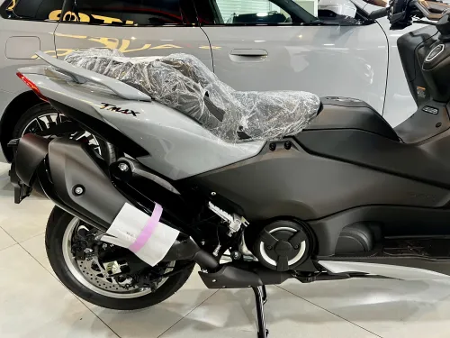 Yamaha T-max 2026