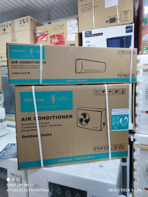 Climatiseurs  HISENSE   12000 btu  AS12UW4SGETU00