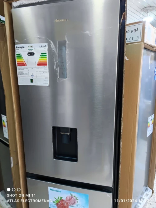  REFRIGERATEUR HISENSE COMBINE AFFICHEUR 300L - RD-39WC