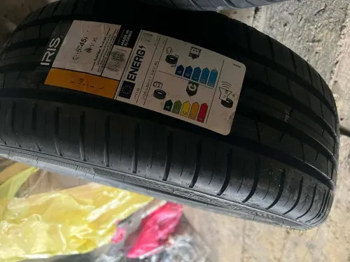Pneu iris CLIO 4 GTLINE 