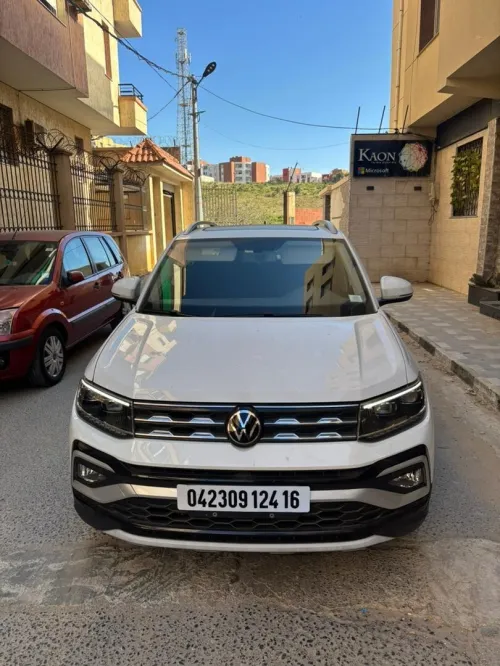 Volkswagen T-Cross 2024 