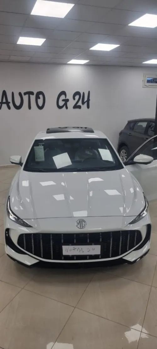 MG MG5 2026 Full option