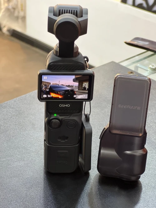 DJI Osmo Pocket 3