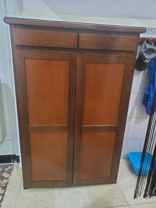Armoire pour chaussures