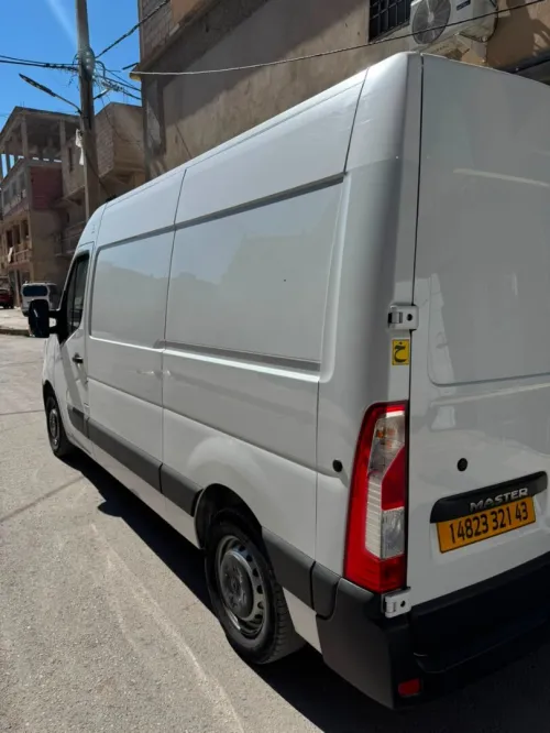 Renault Master 2021
