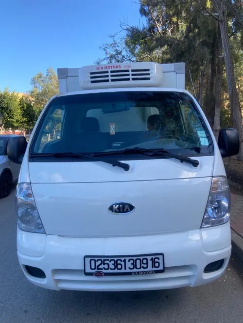 Kia K2700 frigo 2009