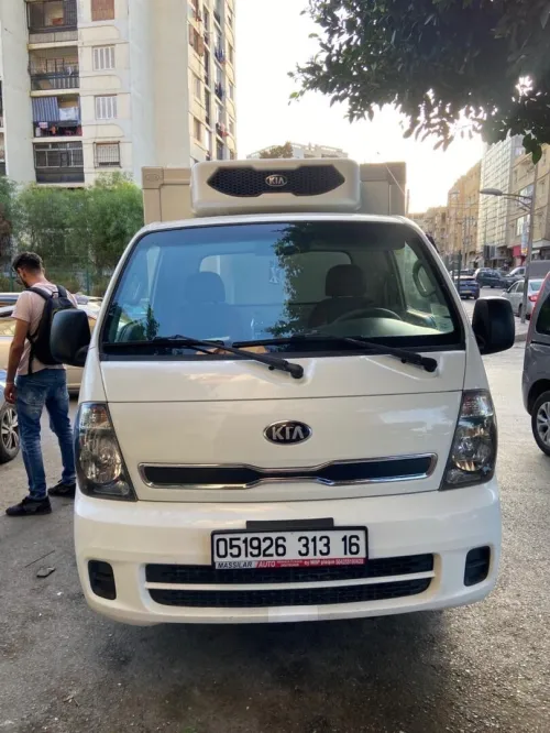 Kia K2700 frigo 2013