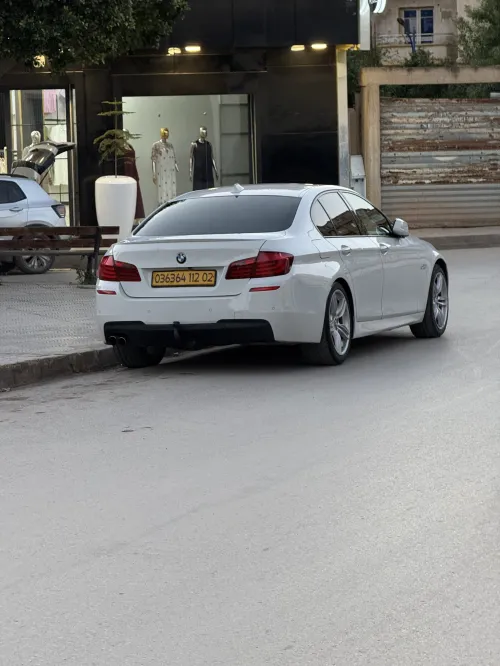 BMW Série 5 2012 525d sport