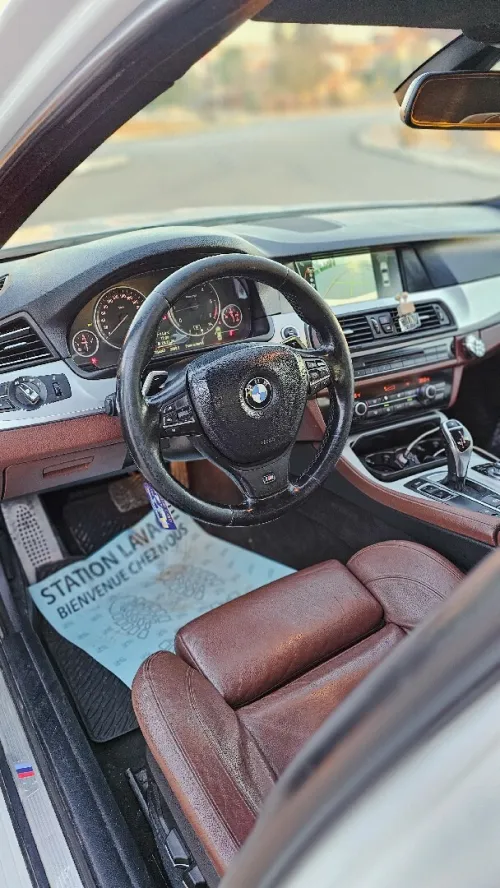 BMW Série 5 2012 525d sport