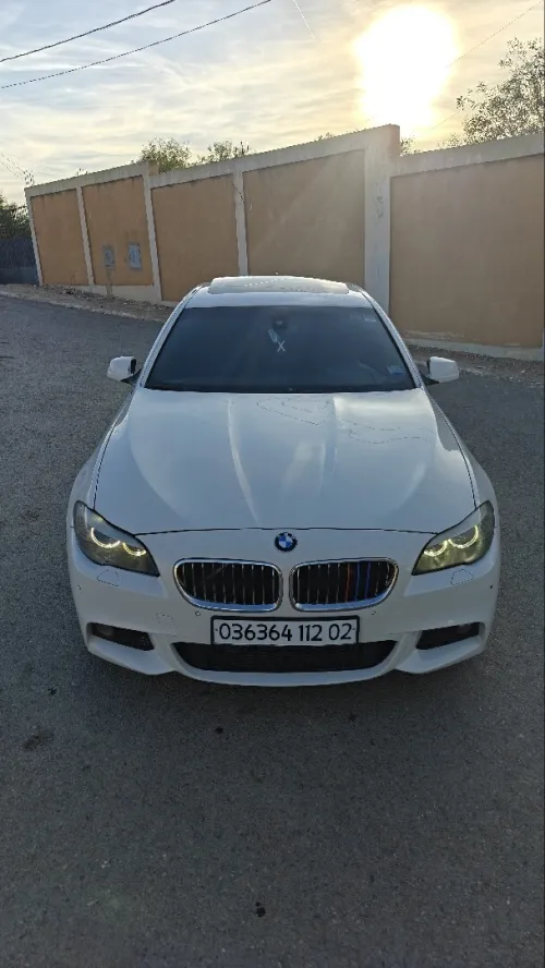 BMW Série 5 2012 525d sport