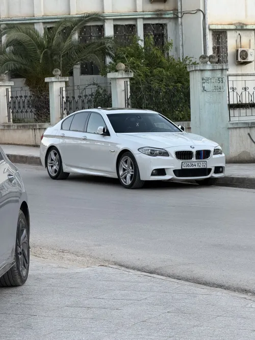 BMW Série 5 2012 525d sport