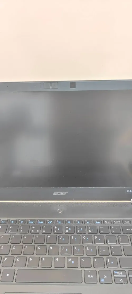Acer i5 10th 16gb 512Nvme 14FHD