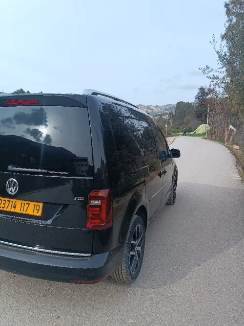Volkswagen Caddy 2017 Highline