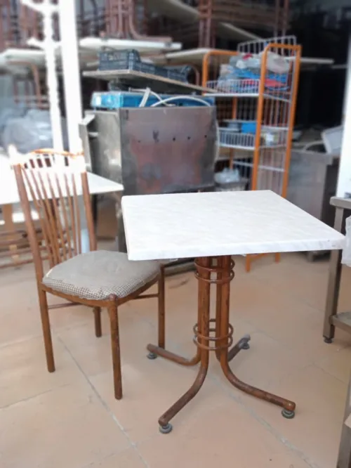 Table et Chaises Bois/Metalique