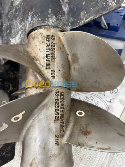 Embase  MerCruiser avec deux hélices, platine et contre platine 