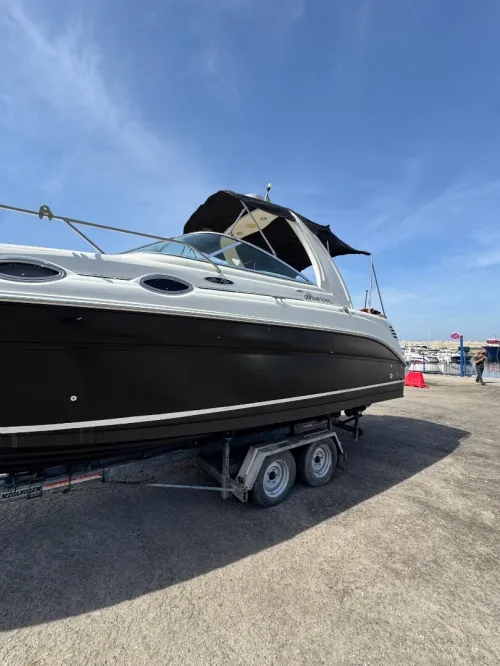 Vente bateaux sea ray , moteur neuf Volvo 